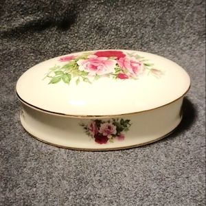 Vintage Formalities Trinket Box By Baun Brothers Jewelry Roses & GOLD Trimmed